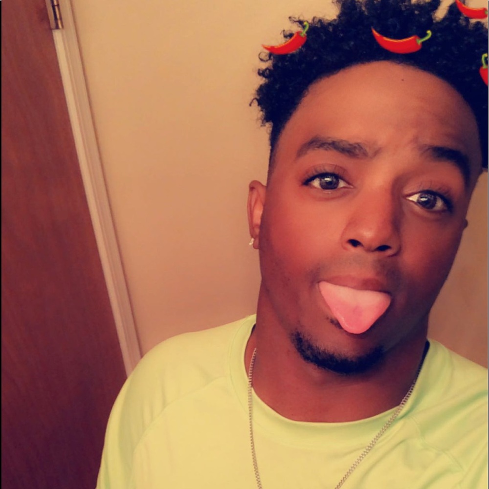 Meet your Posher, Travion